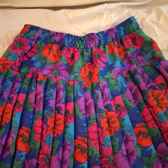Andrea Gayle Petites Women's Floral Pleated Skirt - Multicolor - Picture 3 of 8